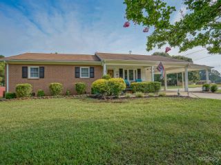 Foreclosed Home - 204 VISCOUNT RD, 28138