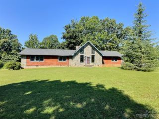 Foreclosed Home - 221 AIRPORT RD, 28139