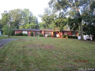 Foreclosed Home - 103 STONEWALL RD, 28144