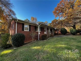Foreclosed Home - 1107 BRYCE AVE, 28144