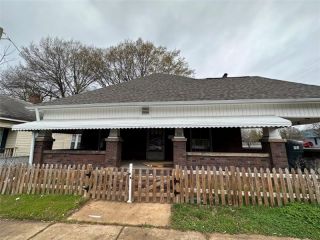 Foreclosed Home - 200 S LONG ST, 28144