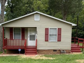Foreclosed Home - 224 S CALDWELL ST, 28144