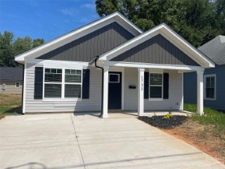 Foreclosed Home - 1722 S MAIN ST, 28144