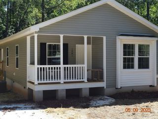 Foreclosed Home - 1081 RIVER TRACE LN, 28144