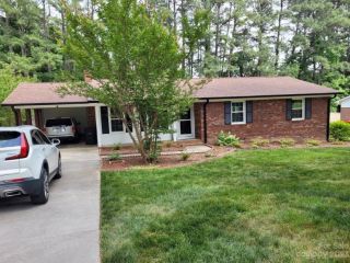 Foreclosed Home - 113 BRADFORD DR, 28146