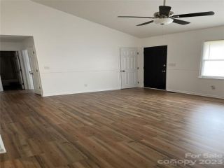 Foreclosed Home - 412 PARK GQ AVE, 28146