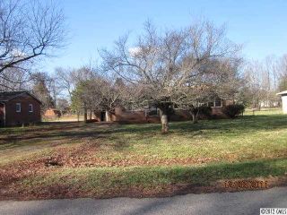 Foreclosed Home - 350 E CHAMBLEE DR, 28147