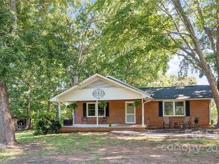 Foreclosed Home - 370 FORD RD, 28147