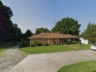 Foreclosed Home - 1601 MOORESVILLE RD, 28147