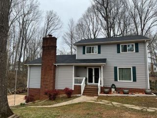 Foreclosed Home - 155 CAMELOT RD, 28147