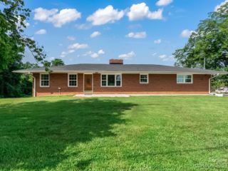 Foreclosed Home - 5285 WOODLEAF RD, 28147