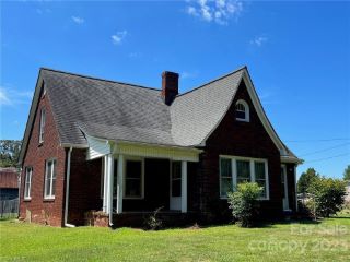 Foreclosed Home - 2435 SHERRILLS FORD RD, 28147
