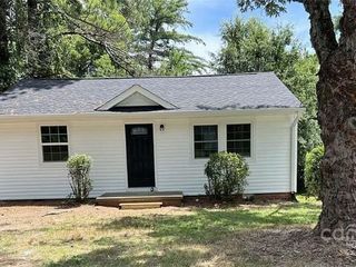 Foreclosed Home - 801 WESTVIEW ST, 28150