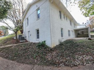 Foreclosed Home - 628 WESTOVER TER, 28150