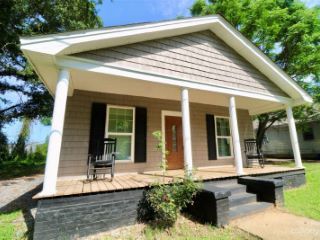 Foreclosed Home - 612 CALVARY ST, 28150