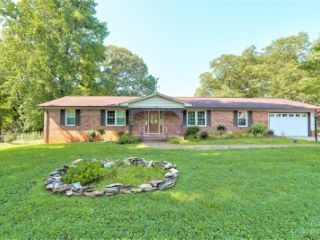 Foreclosed Home - 1200 SPRING DR, 28150