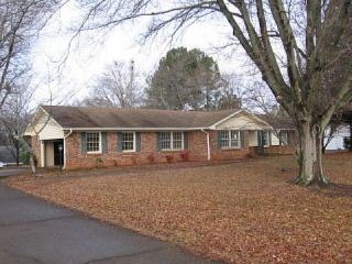 Foreclosed Home - 3036 LONGWOOD DR, 28152