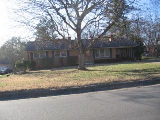 Foreclosed Home - 700 BRANTON DR, 28152