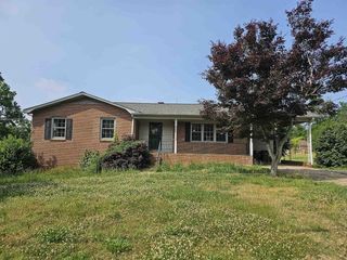 Foreclosed Home - 1306 BRIARCLIFF RD, 28152