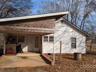 Foreclosed Home - 1206 MAPLE SPRINGS CH RD, 28152