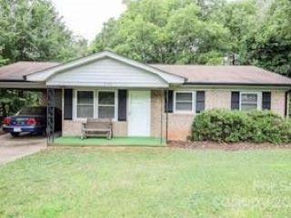 Foreclosed Home - 2118 CAMEO DR, 28152