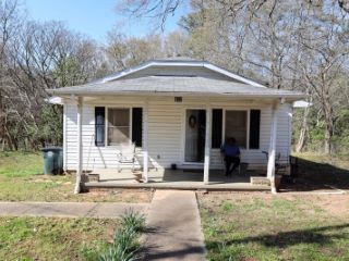 Foreclosed Home - 112 GREEN AVE, 28152