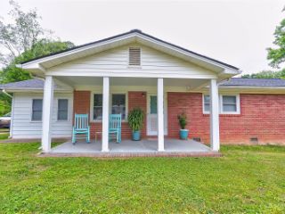Foreclosed Home - 635 WARE RD, 28152