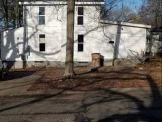 Foreclosed Home - 1110 WILMOUTH ST, 28152