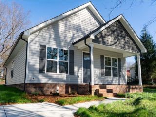 Foreclosed Home - 612 5TH ST, 28159