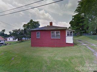 Foreclosed Home - 136 WALLACE ST, 28160