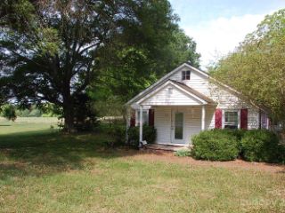 Foreclosed Home - 508 S LOVE CHAPEL RD, 28163