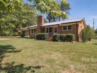 Foreclosed Home - 7753 CASWELL RD, 28164
