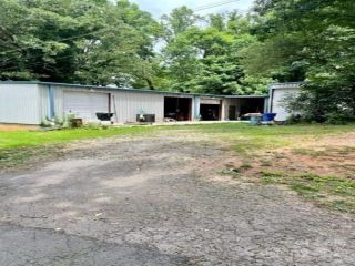 Foreclosed Home - 536 SUMMEROW RD, 28164