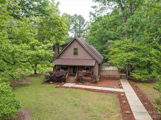 Foreclosed Home - 2045 BEAVER RD, 28170