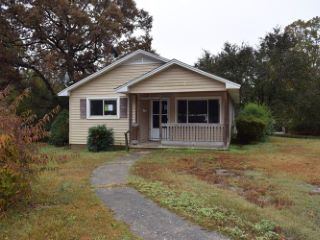 Foreclosed Home - 312 ARBOR ST, 28170