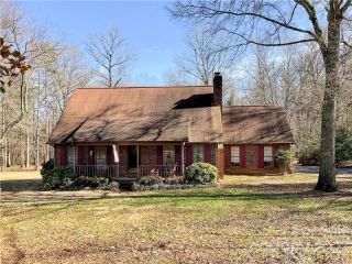 Foreclosed Home - 9523 MARVIN SCHOOL RD, 28173