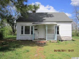 Foreclosed Home - 4025 BEARWOOD AVE, 28205