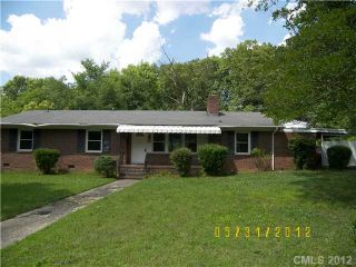 Foreclosed Home - 3547 EDSEL PL, 28205