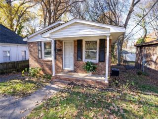 Foreclosed Home - 1217 ALLEN ST, 28205