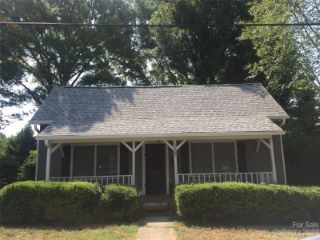 Foreclosed Home - 3008 N ALEXANDER ST, 28205