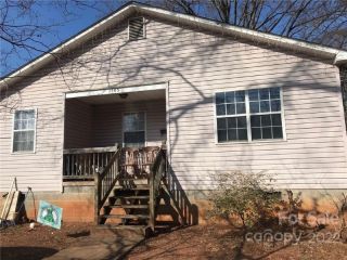 Foreclosed Home - 1505 N DAVIDSON ST, 28206