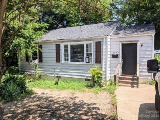 Foreclosed Home - 1326 OAKLAWN AVE, 28206
