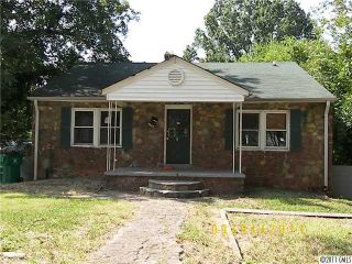 Foreclosed Home - 1028 KARENDALE AVE, 28208