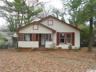 Foreclosed Home - 2920 PARKWAY AVE, 28208