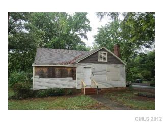 Foreclosed Home - 1319 EDGEWOOD RD, 28208
