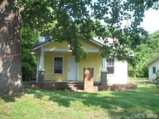 Foreclosed Home - 624 PINOCA RD, 28208