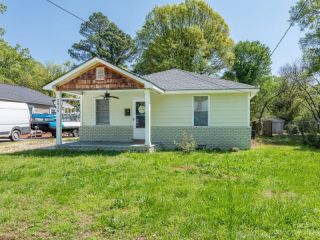 Foreclosed Home - 2914 MORSON ST, 28208
