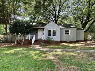 Foreclosed Home - 4315 GLENWOOD DR, 28208
