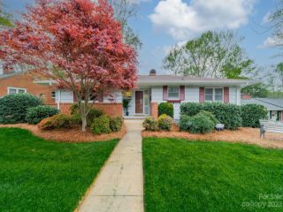 Foreclosed Home - 1029 SEWICKLEY DR, 28209