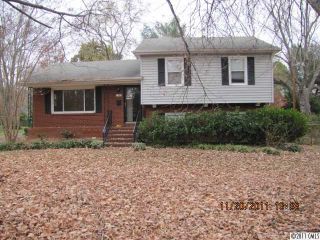 Foreclosed Home - 1727 EMERYWOOD DR, 28210